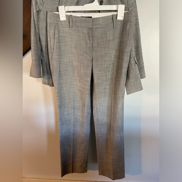 Ann Taylor peplum suit jacket and dress pants womens size 2 gray - Picture 4 of 6